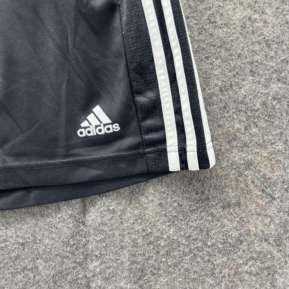 Adidas Shorts Men Large Black White Athletic Basketball Training Gym Trefoil - Picture 2 of 14